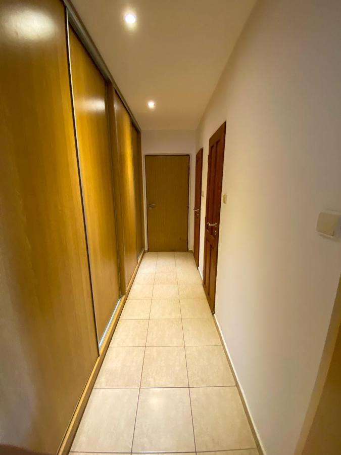 3 Bedroom Apartment In The Part Of The City Besztercebánya Kültér fotó